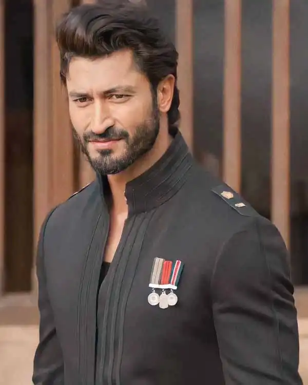 Vidyut Jammwal Age, Love Life, Money, News 