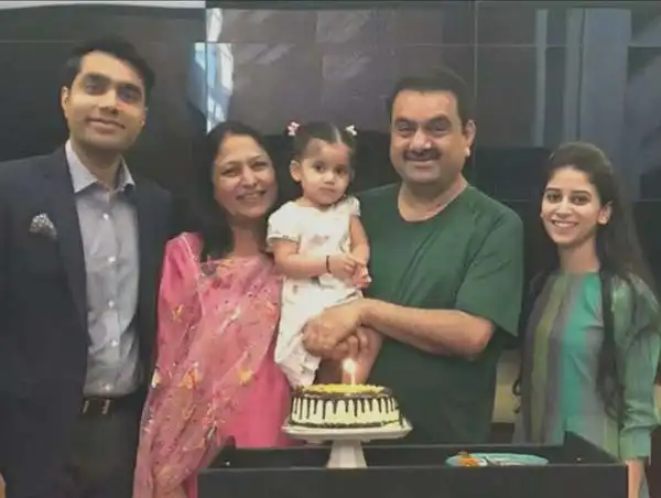 Gautam Adani Age, Net Worth 2022, Son, Religion, Caste & More