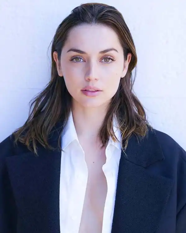 Ana de Armas Net Worth 2023, Bio, Career, Age, Height, Family - News